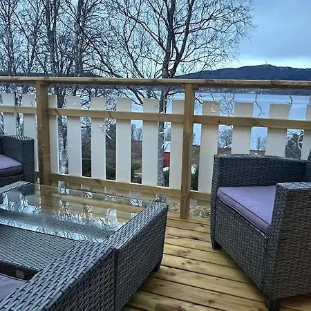 The Yellow House - Nordic Horn Tatil Evi