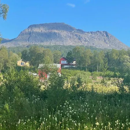 Sea View Near Senja The Yellow House * Brostadbotn